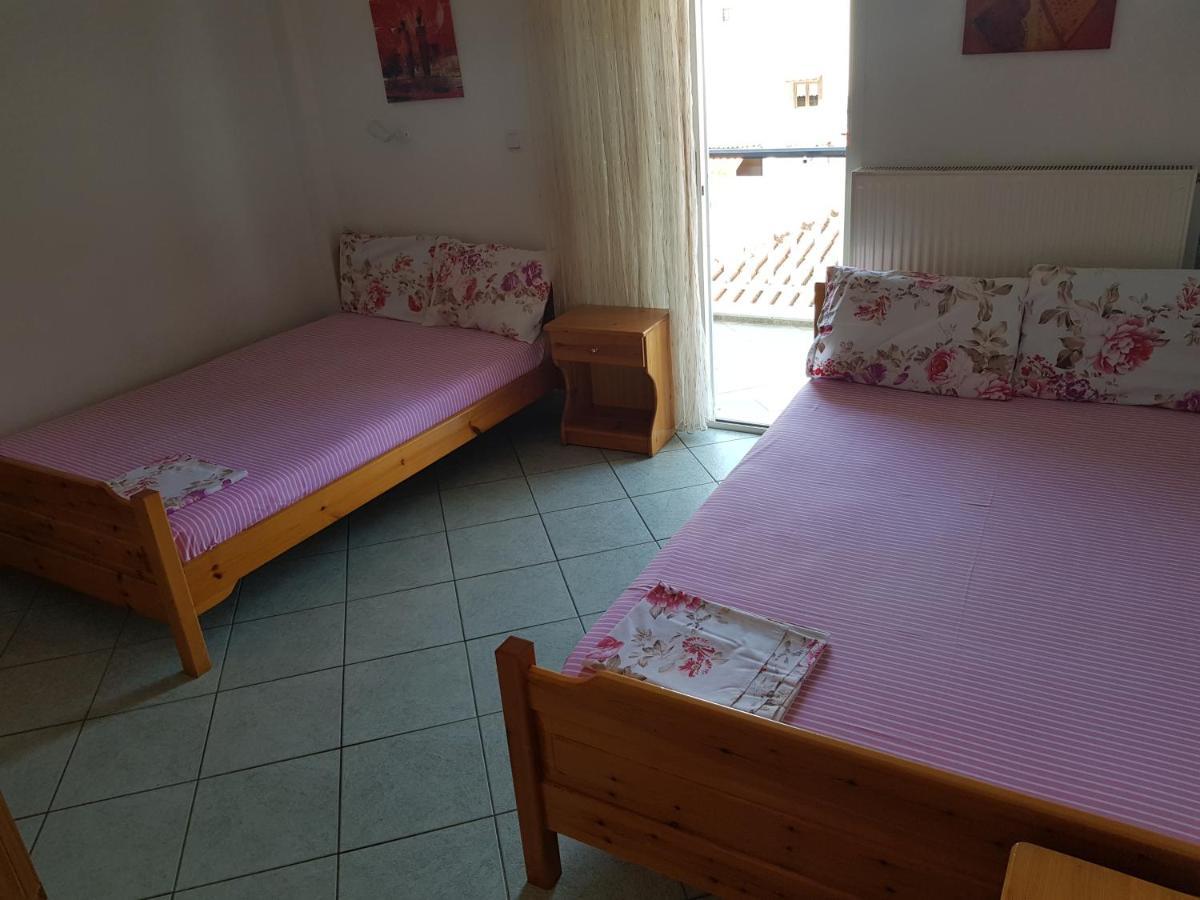 Villa Giannis 2 Nea Vrasna Room photo